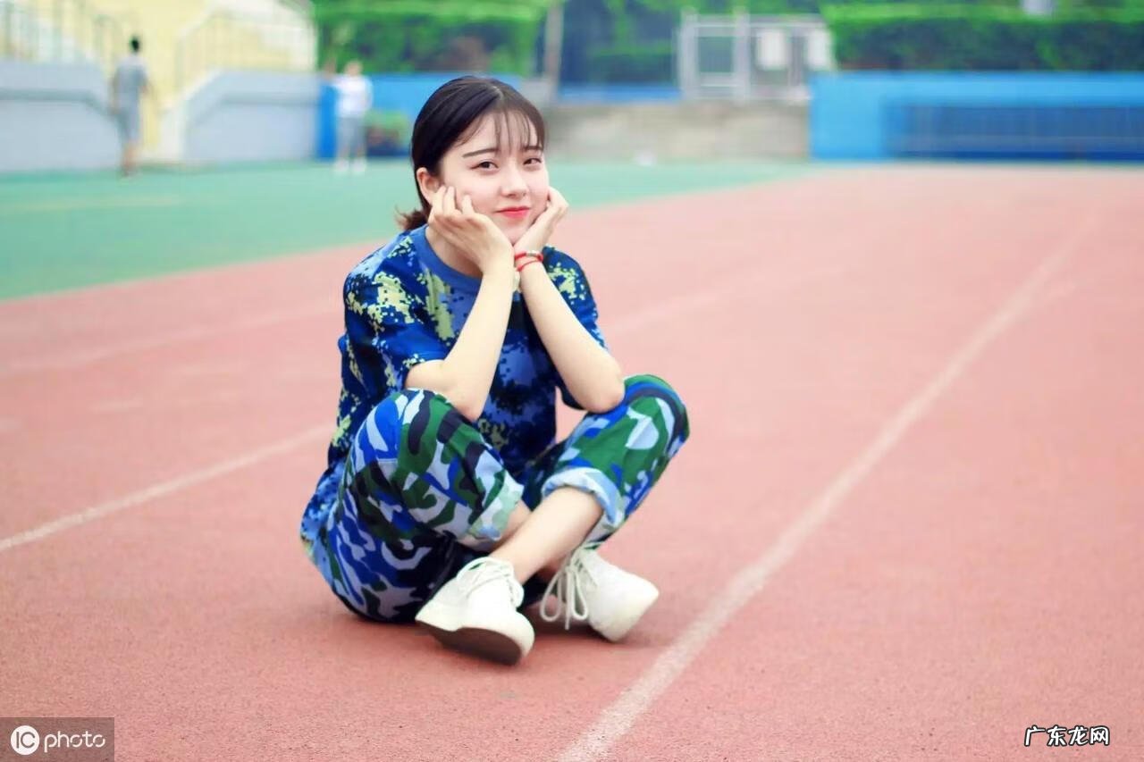 新生开学典礼发言稿 新生发言稿简短