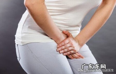 女性老是尿路感染是什么原因 女性尿路感染怎么办专家是