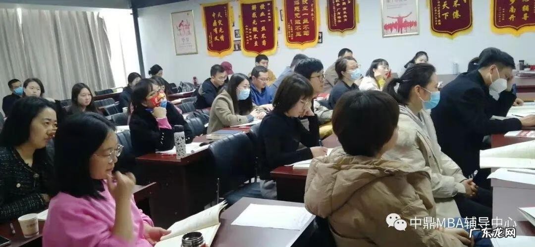 学位类型学术型和专业型 专业学位与学术学位哪个好