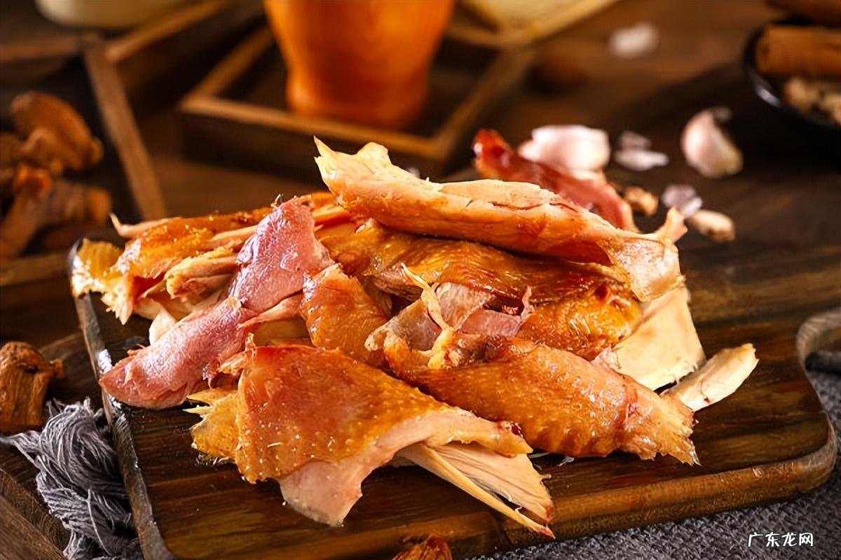 河南都有什么特色美食?烩面、胡辣汤、道口烧鸡、开封灌汤包