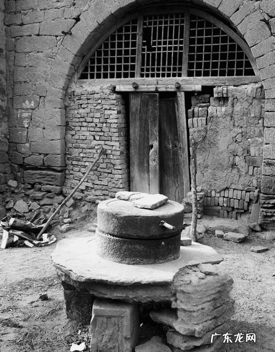 石磨景观造型图片 石磨摆件的风水意义