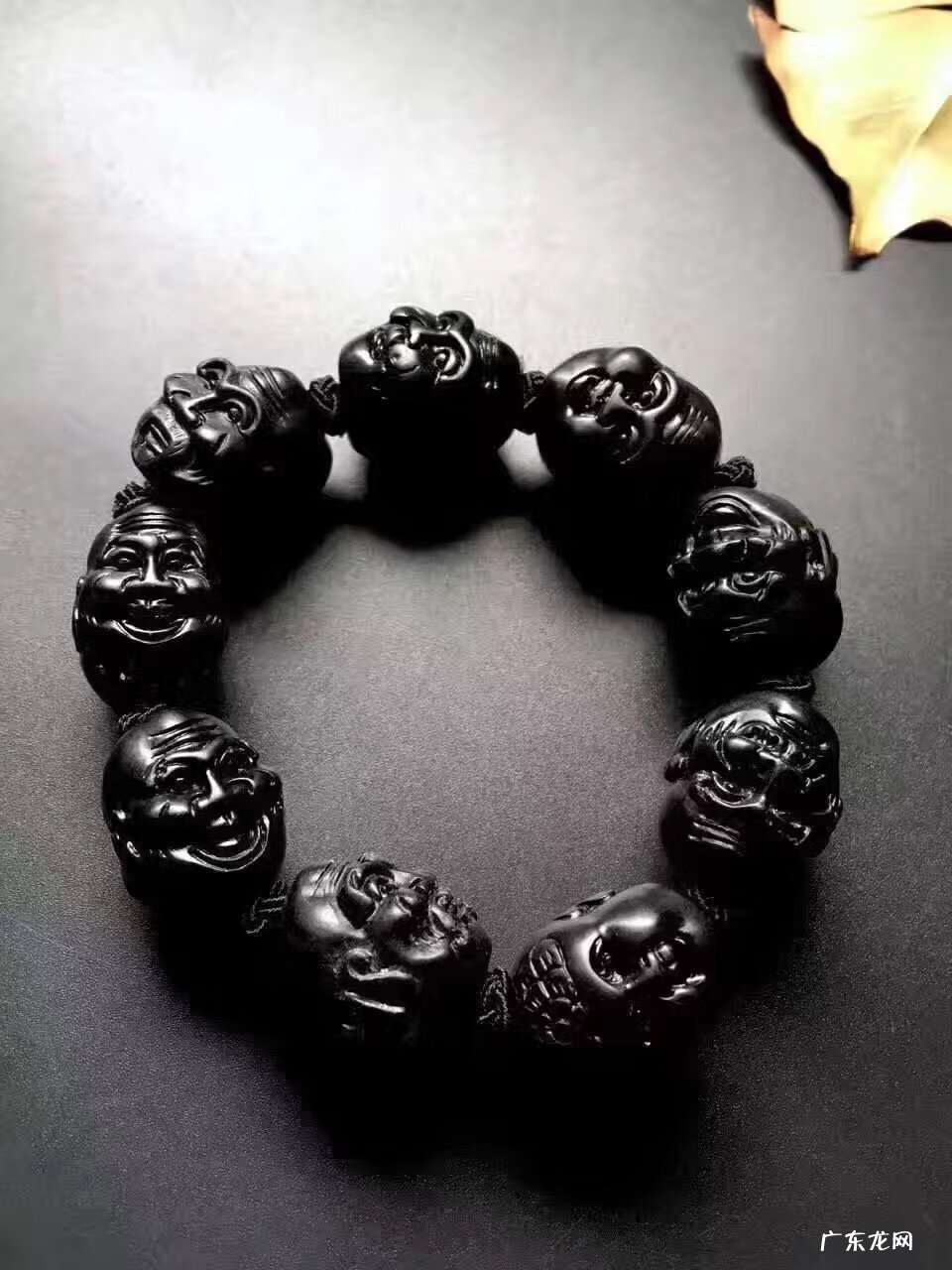 佩戴铂金风水 铂金手链的佩戴风水