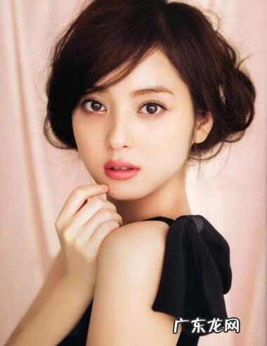 脸大脸胖发型图片 胖脸适合什么发型图片