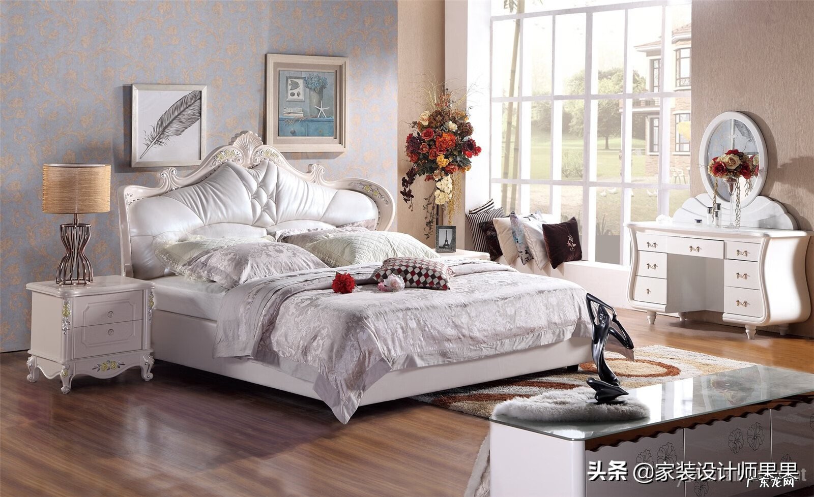 床头柜上放一盆水好不好 床头后面是水池好吗