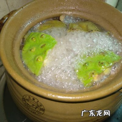 莲蓬的吃法与功效 莲蓬怎么吃好吃