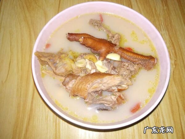 莲蓬的吃法与功效 莲蓬怎么吃好吃