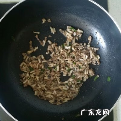 面条拌芝麻酱的做法 芝麻酱拌面的做法和配料
