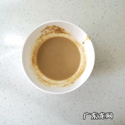 面条拌芝麻酱的做法 芝麻酱拌面的做法和配料