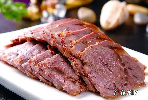 在活驴身上割肉 浇驴肉是什么