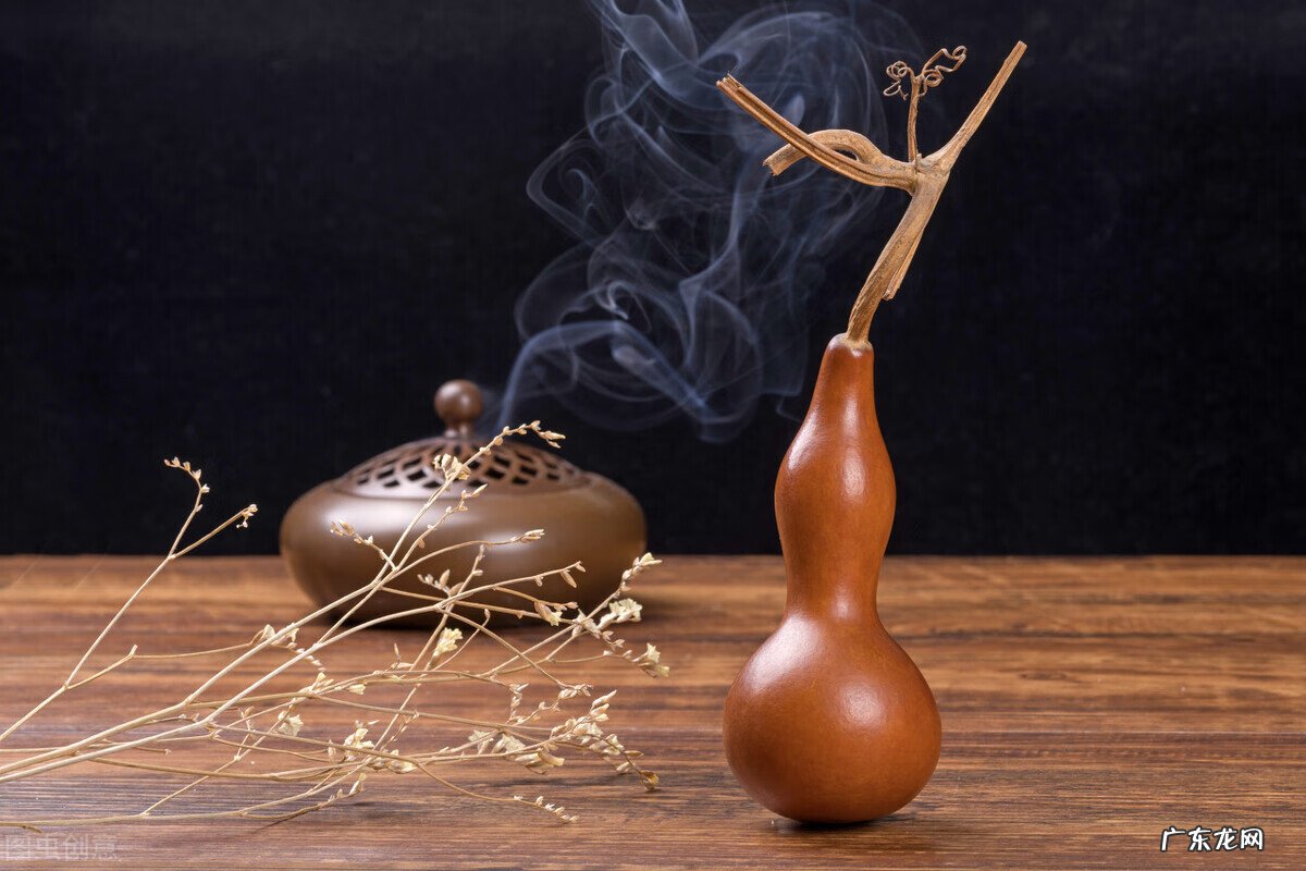 葫芦压窗怎么样摆放 葫芦压窗台怎么放风水