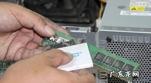 电脑关机后为什么会自动重启 电脑为何关机后自动重启