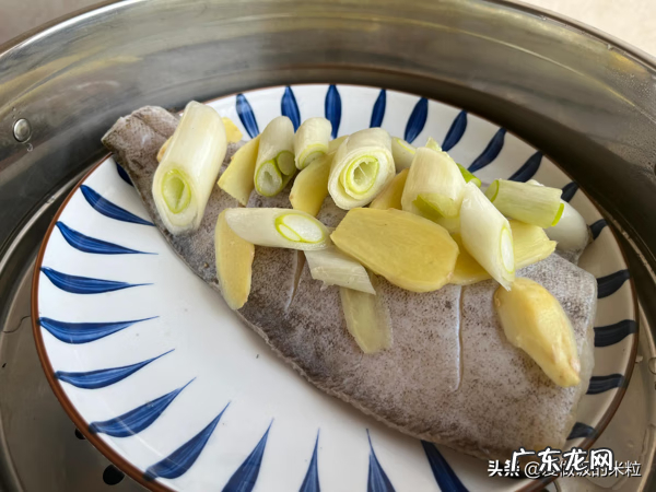 鲽鱼身子的做法 鲽鱼的做法步骤