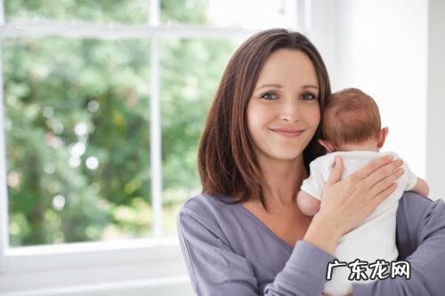 6个月宝宝吐奶怎么回事 6个月宝宝吐奶怎么办