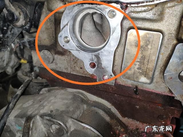 04年奥迪A6暖风水管怎么换 奥迪A6暖风水管