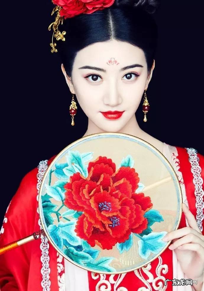 舞台妆的正确步骤 舞台妆步骤