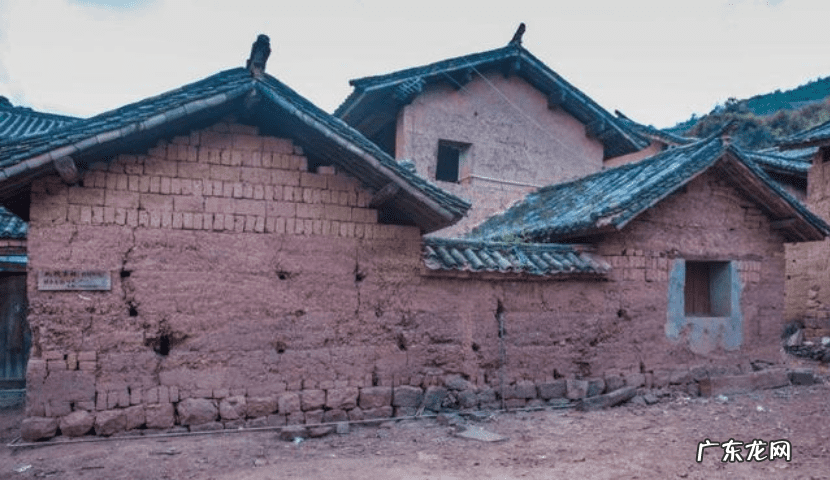 风水学上青龙在什么位置 风水学上的青龙代表什么