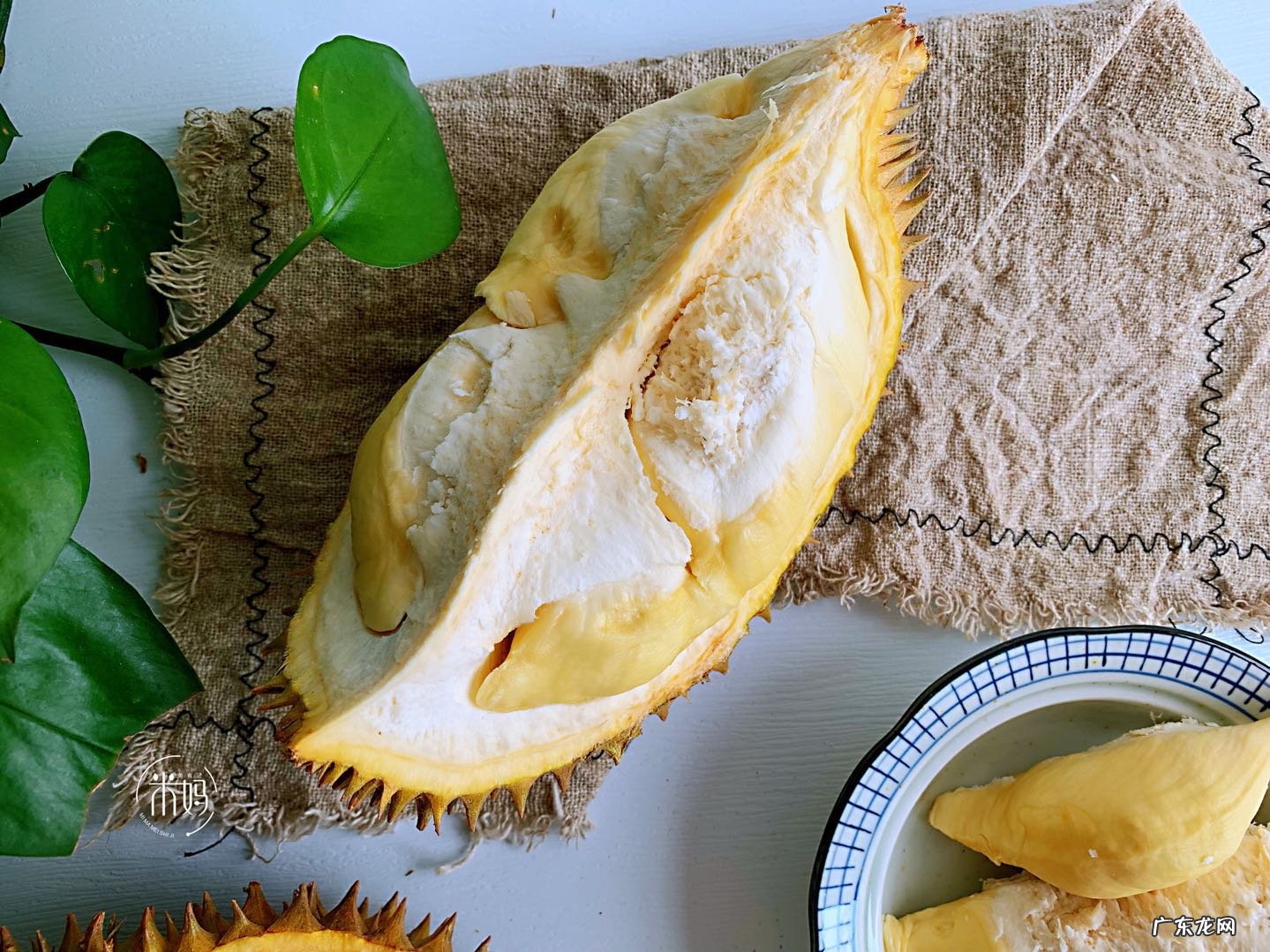 榴莲挑长的还是圆的 榴莲怎么挑挑选