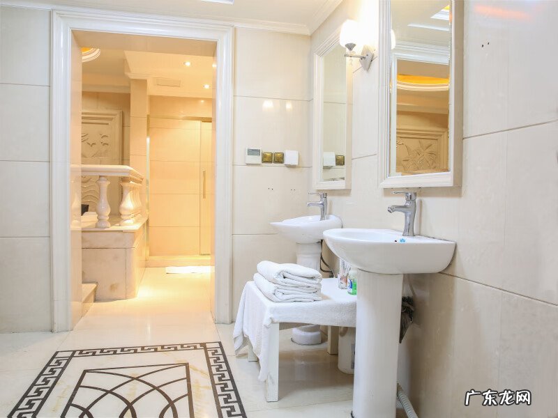 兄弟俩要不要住一个小区 两兄弟谁住楼上风水