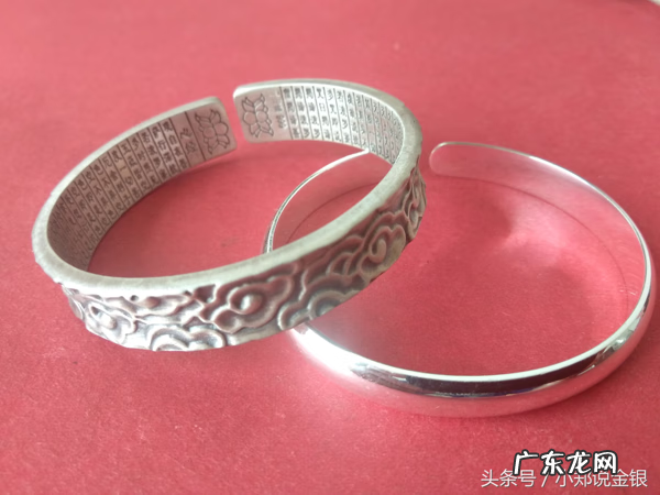 银手镯为什么变黄 银镯子变黄了是怎么回事
