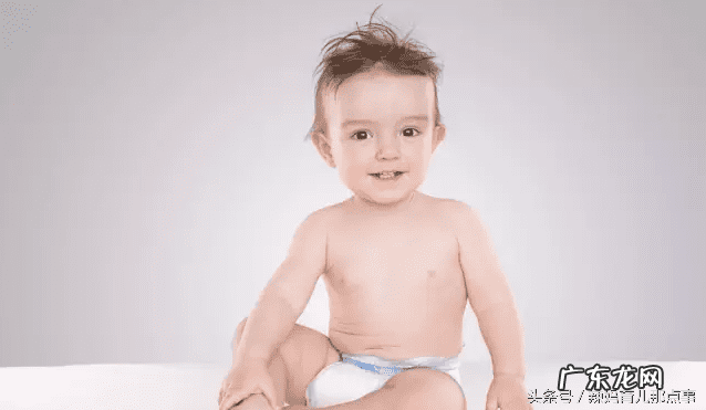 宝宝行为发育标准对照表 十个月宝宝发育指标标