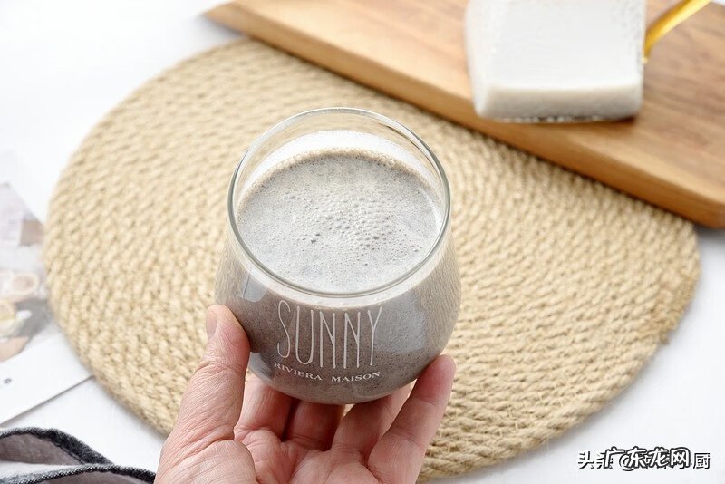 香蕉和什么打奶昔好喝 香蕉奶昔的功效与作用