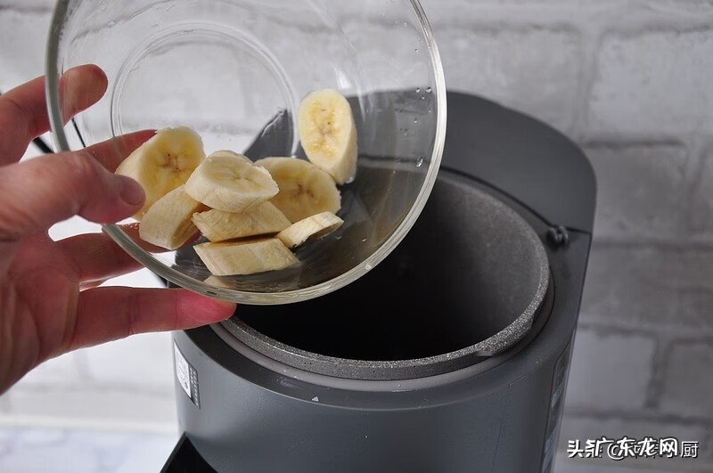 香蕉和什么打奶昔好喝 香蕉奶昔的功效与作用