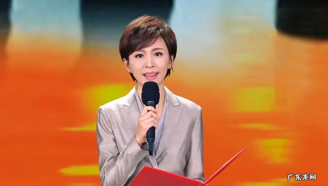 临场发挥是成语吗 主持人临场发挥