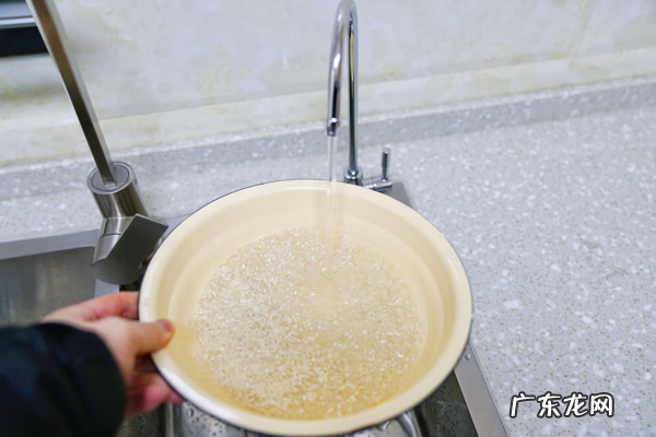 大门口装水龙头对风水有没有讲究 净水器水龙头装在左边好还是右边好