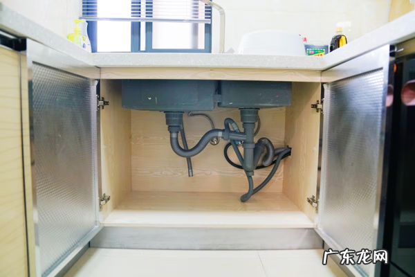 大门口装水龙头对风水有没有讲究 净水器水龙头装在左边好还是右边好