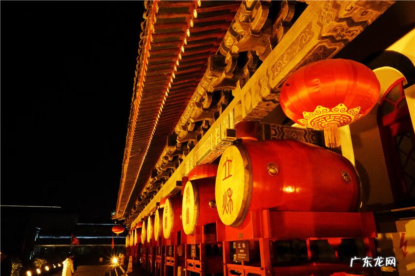 西安钟楼和鼓楼有什么区别 西安钟鼓楼长什么样