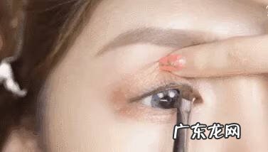 打腮红 如何打腮红步骤