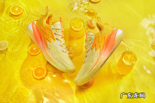 特步复古鞋系列 特步古风水晶底鞋