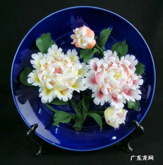 盘子摆件摆放家中什么位置 牡丹盘子可以摆放哪里