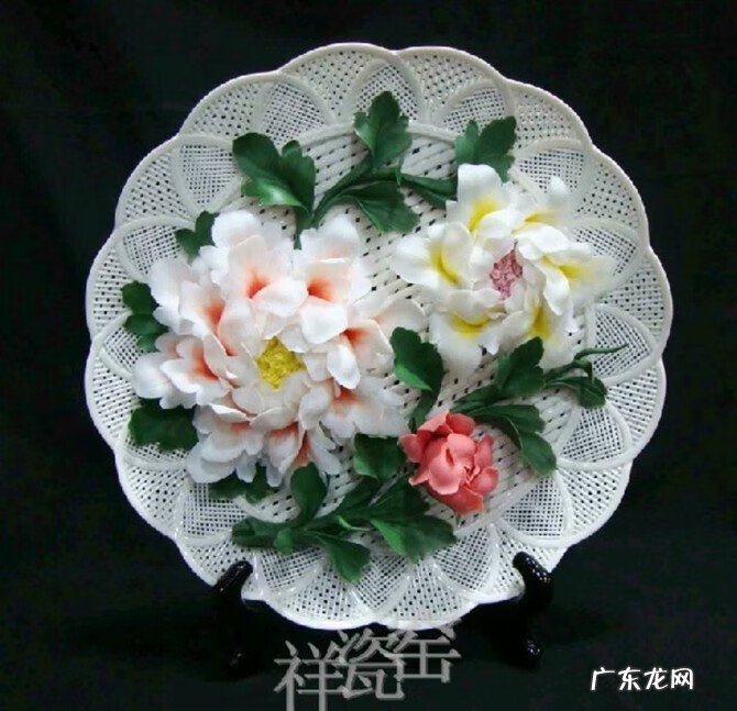 盘子摆件摆放家中什么位置 牡丹盘子可以摆放哪里