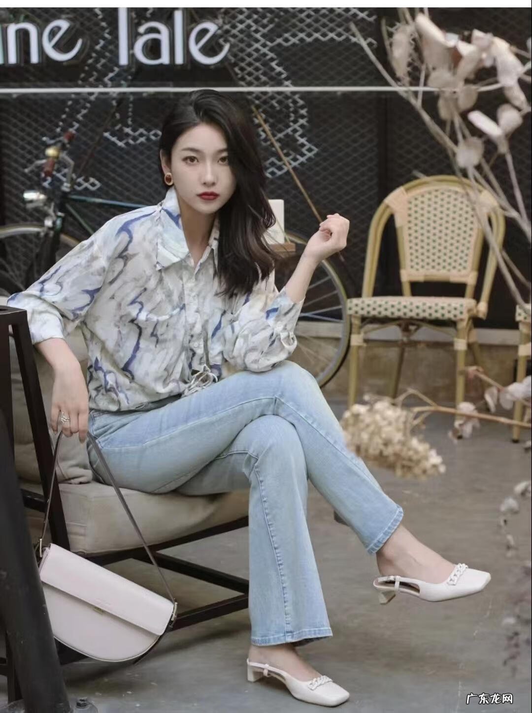 夏季衣服多少套合适女生 夏天服饰搭配