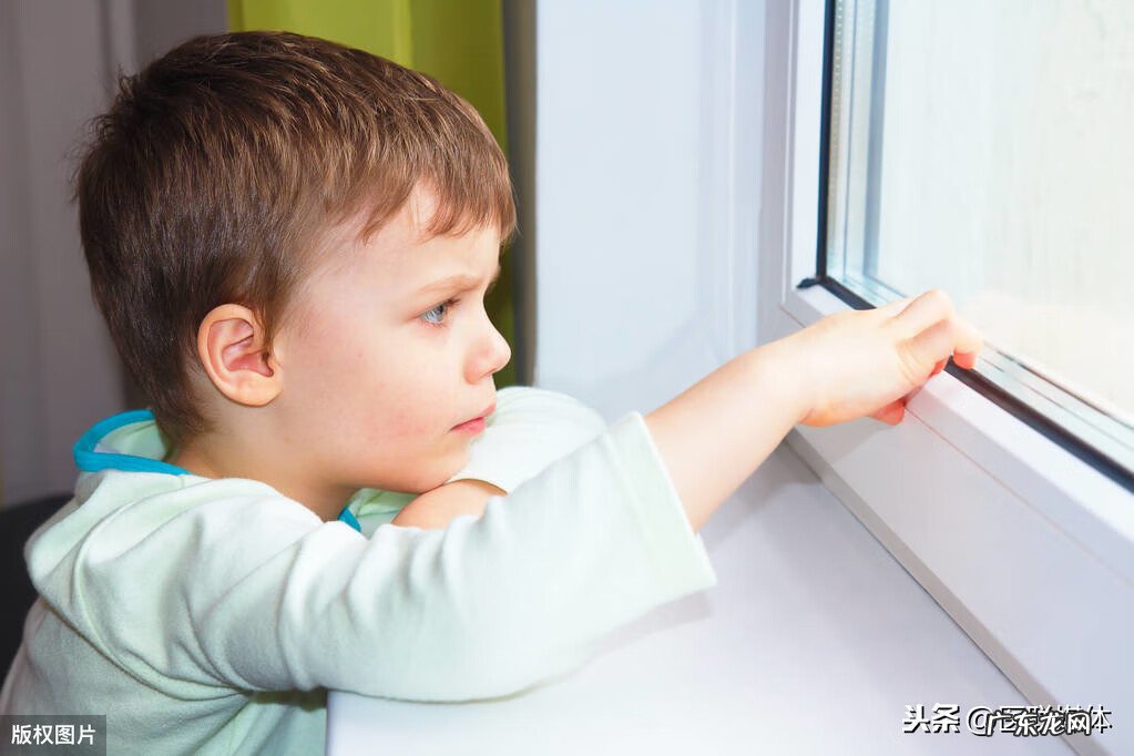 轻度自闭症可以治愈吗 轻度自闭症能治愈吗?