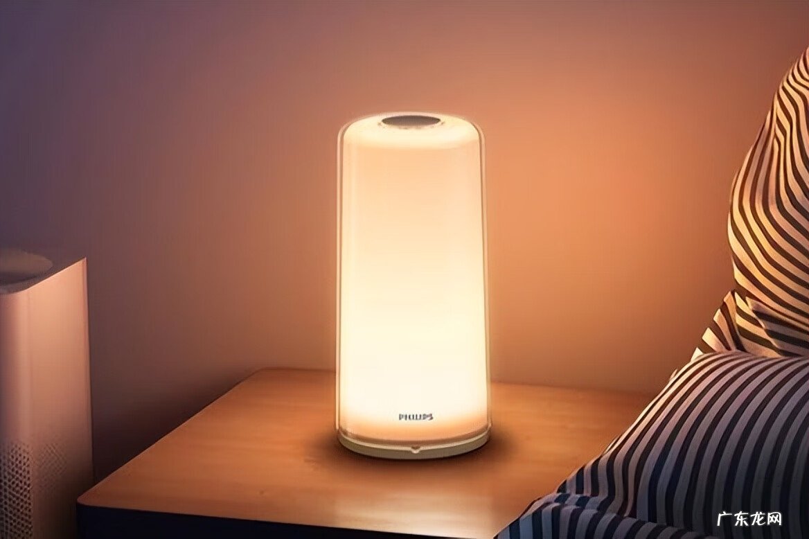 床头装壁灯好不好风水 壁灯安装在床的什么位置