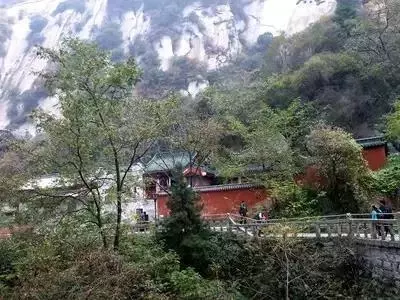 怎么看阴宅风水宝地 鬼怪结穴风水宝地