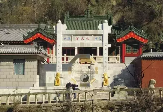 怎么看阴宅风水宝地 鬼怪结穴风水宝地