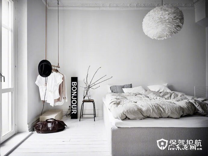 方向角度一边大一边小 风水左边大还是右边大