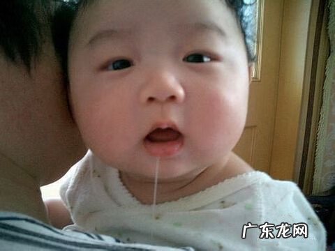 宝宝吐奶怎么办好 宝宝吐奶什么原因引起的