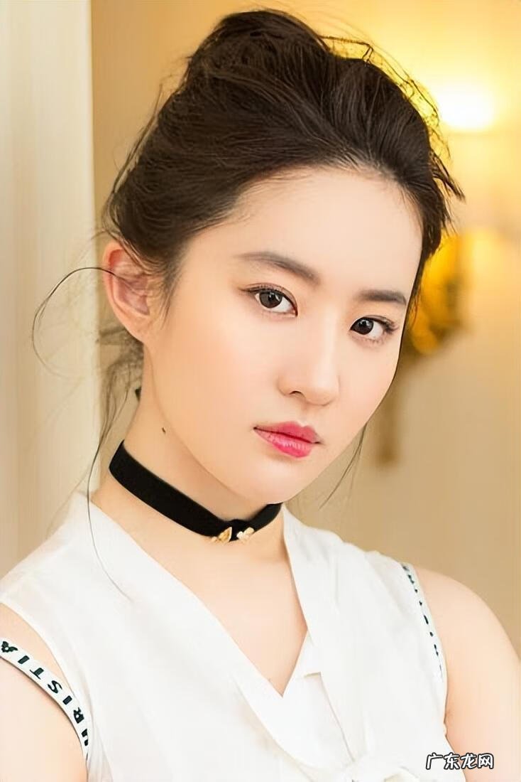 鹅蛋脸是美女脸吗 鹅蛋脸美女