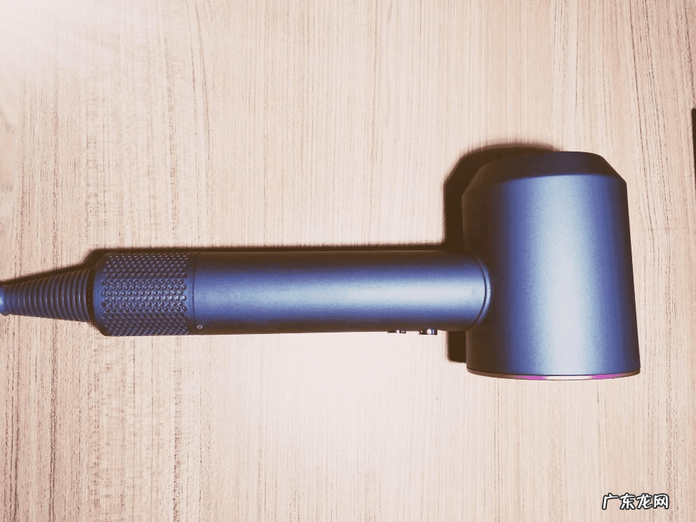 地板泡水干了以后会怎么样 地板泡水后有什么危害