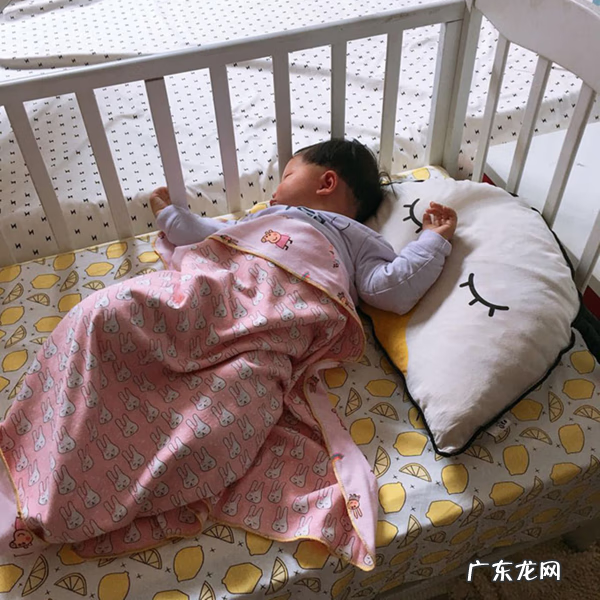 襁褓中的婴儿长成了 襁褓中的婴儿什么意思