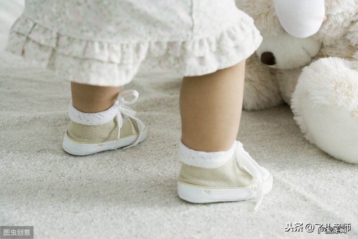 小孩子选鞋子怎么选 宝宝选鞋子