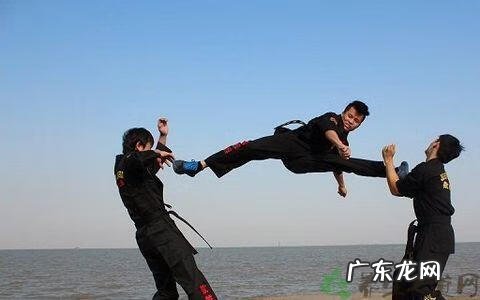 打坐的正确方法图片