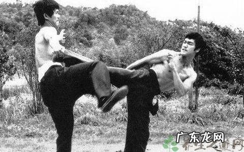 打坐的正确方法图片