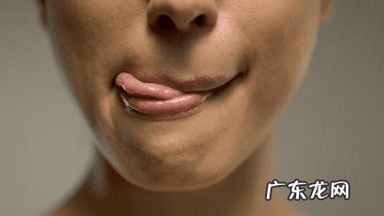 嘴角烂了是什么原因 两边嘴角烂了怎么办