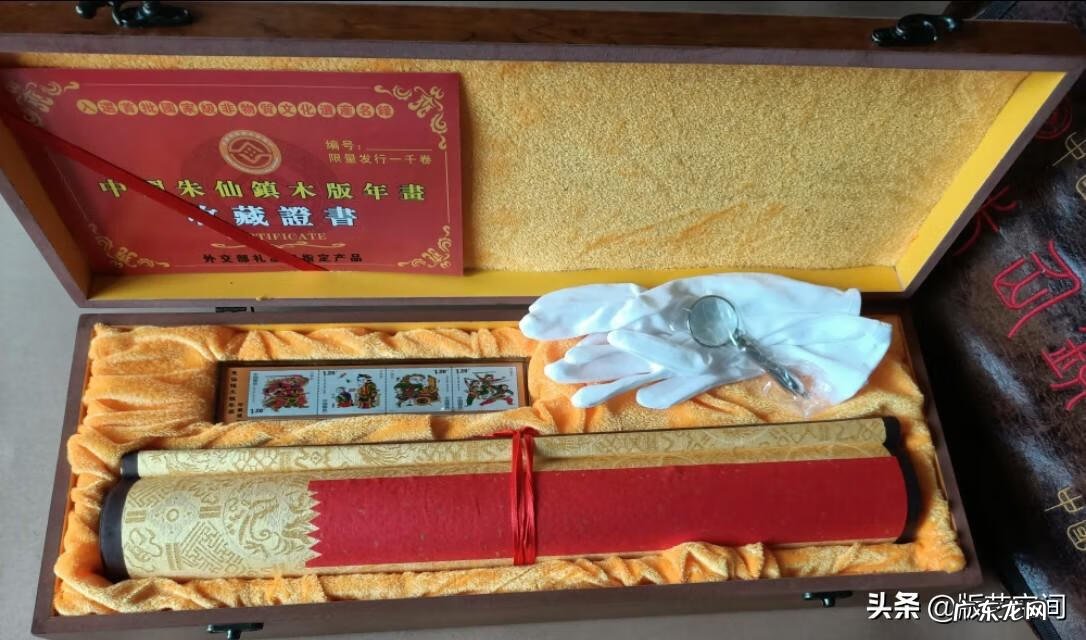 怎么把画纸上的图案印在衣服上 衣服印画方法