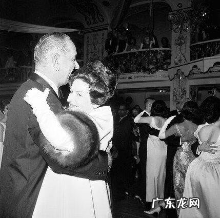 南希·里根 里根当了几任总统